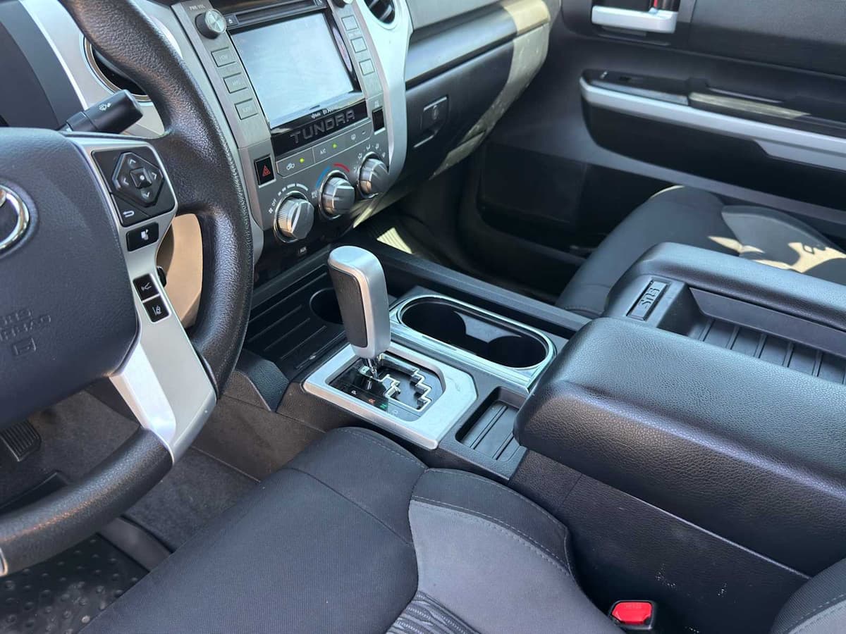2019 Toyota Tundra - Image 15