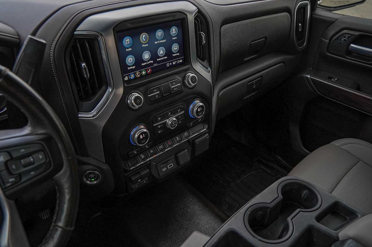 2021 GMC Sierra 1500 - Image 18