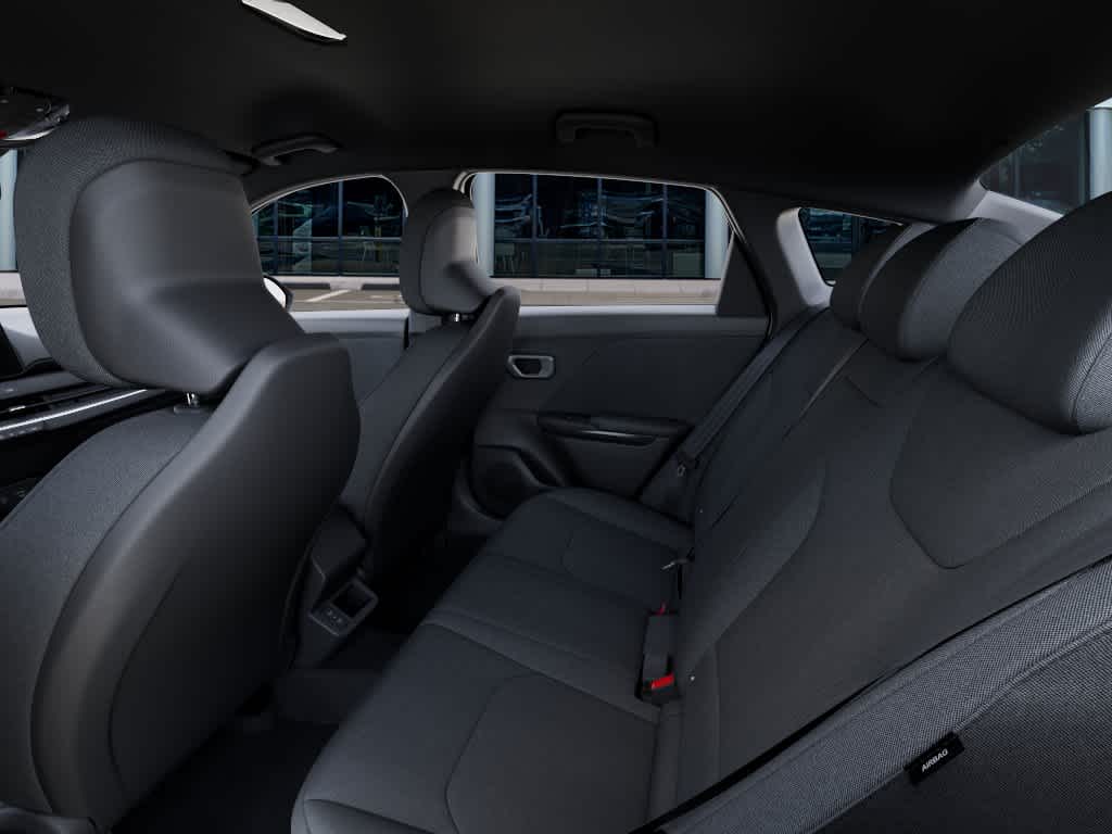 2026 Kia K4 - Image 18