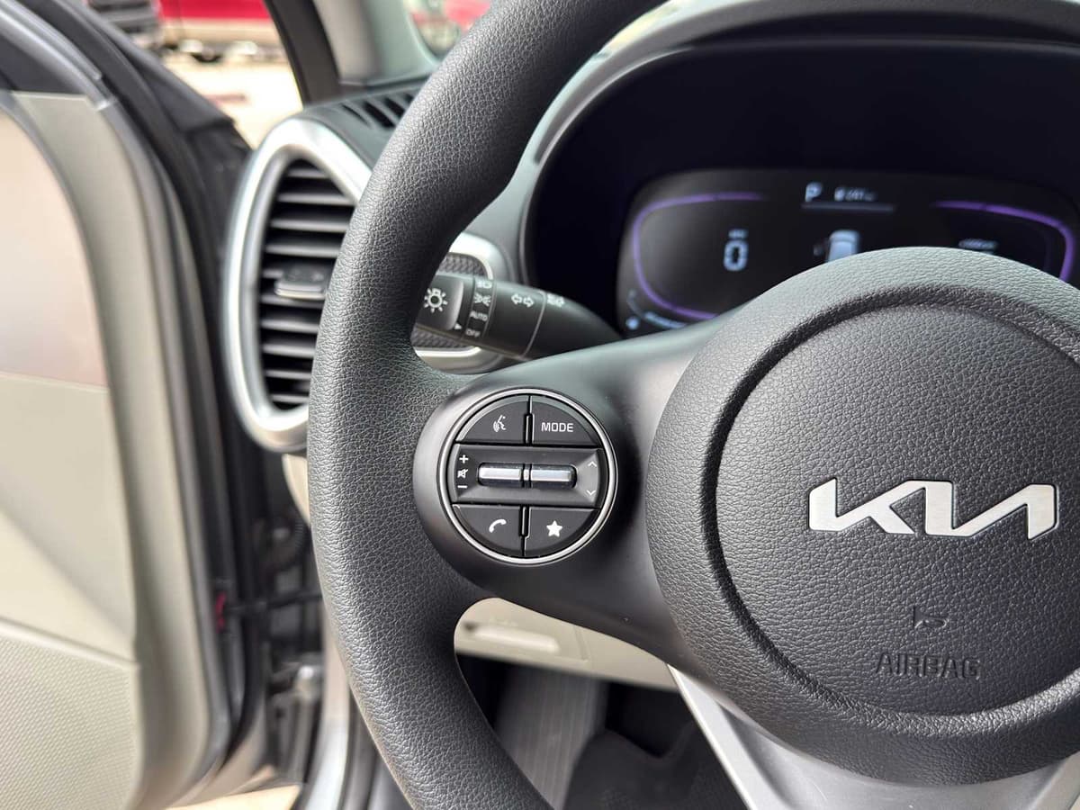 2025 Kia Soul - Image 14