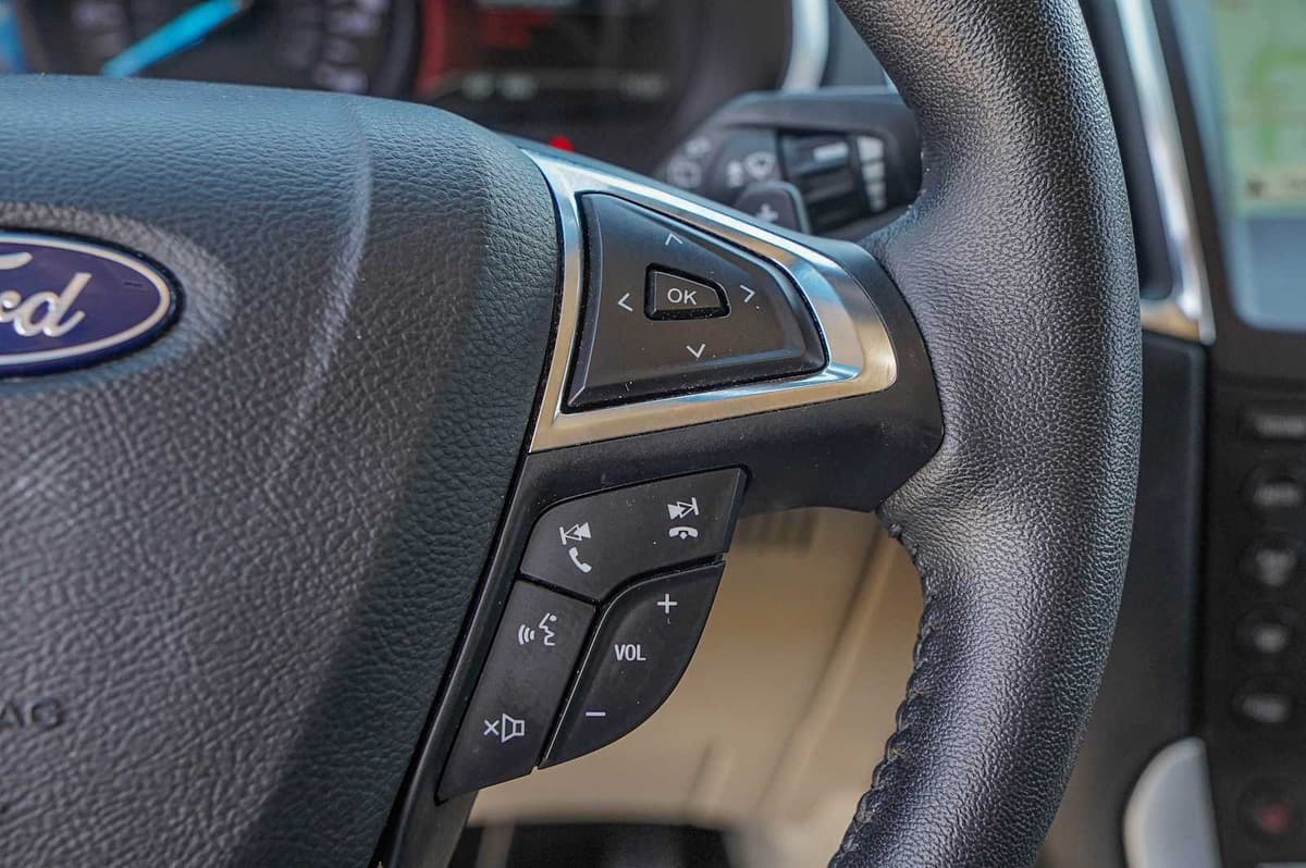 2018 Ford Edge - Image 14