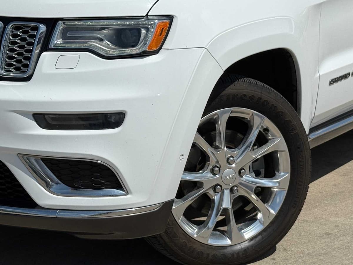 2020 Jeep Grand Cherokee - Image 4