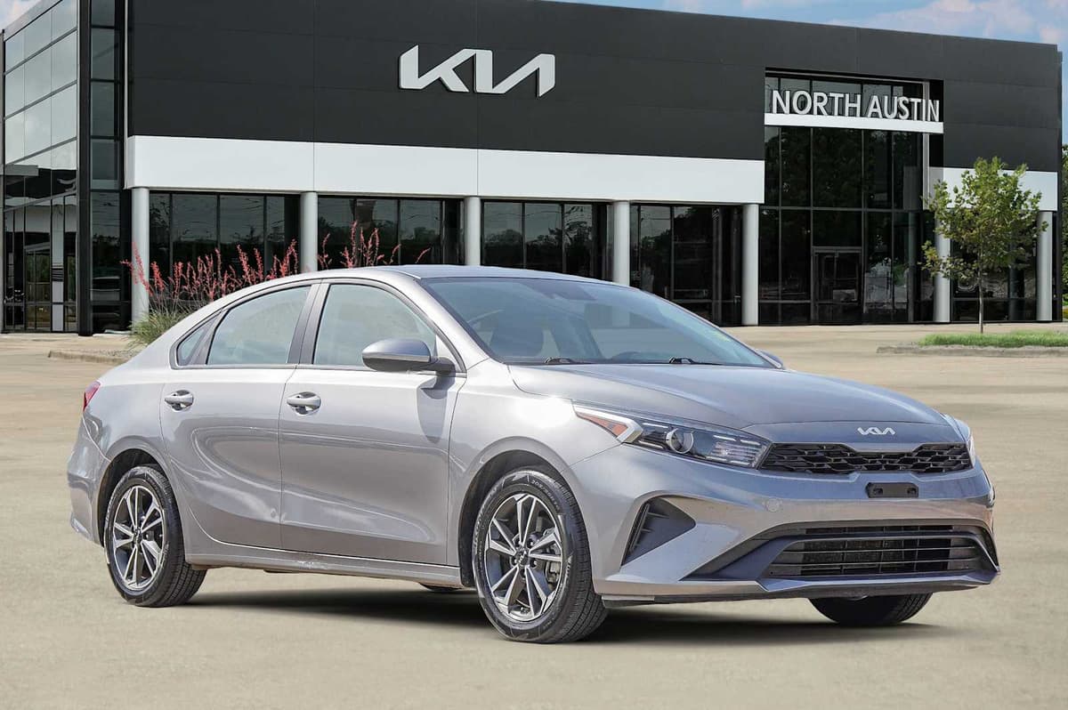 2024 Kia Forte - Image 8