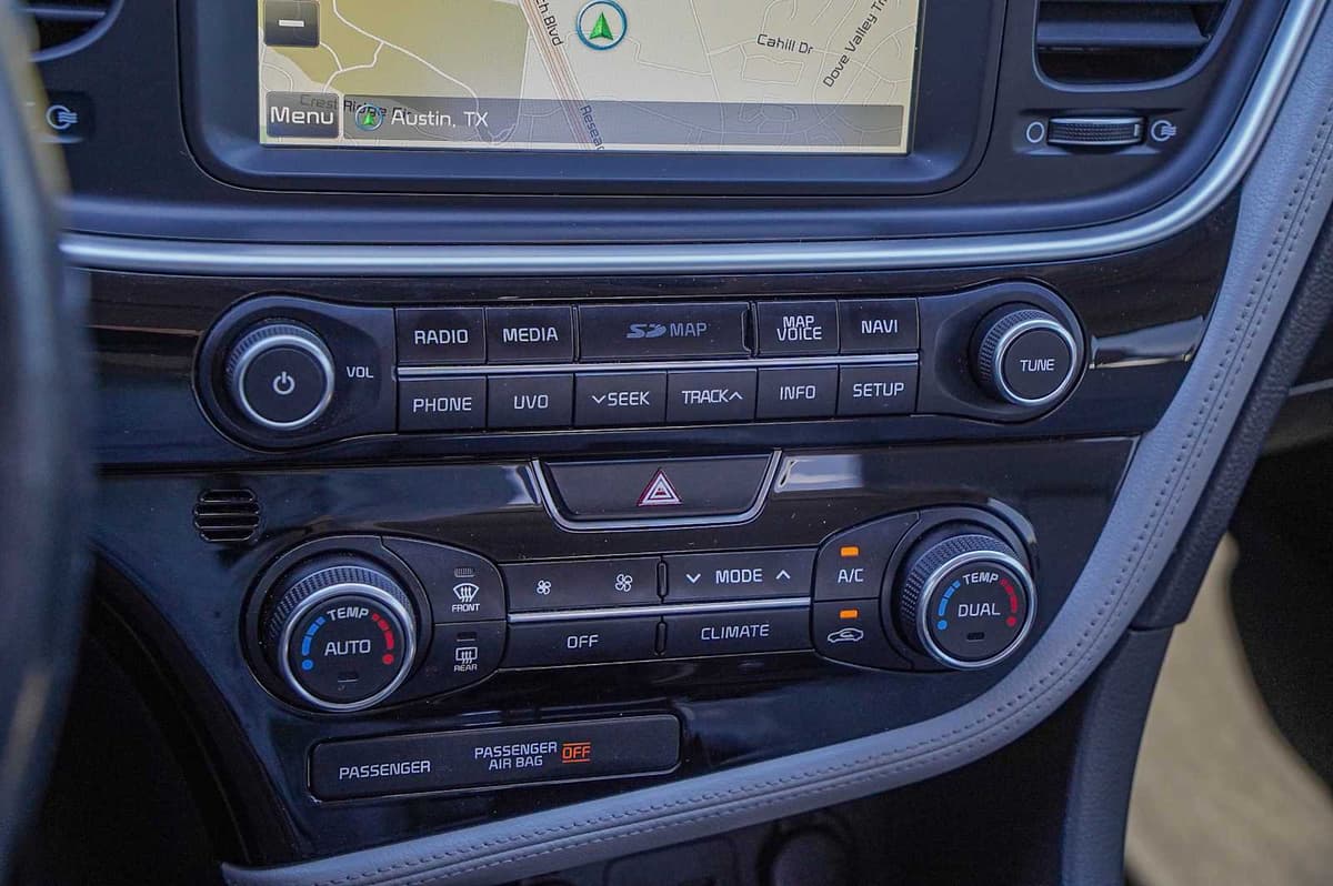 2015 Kia Optima - Image 19