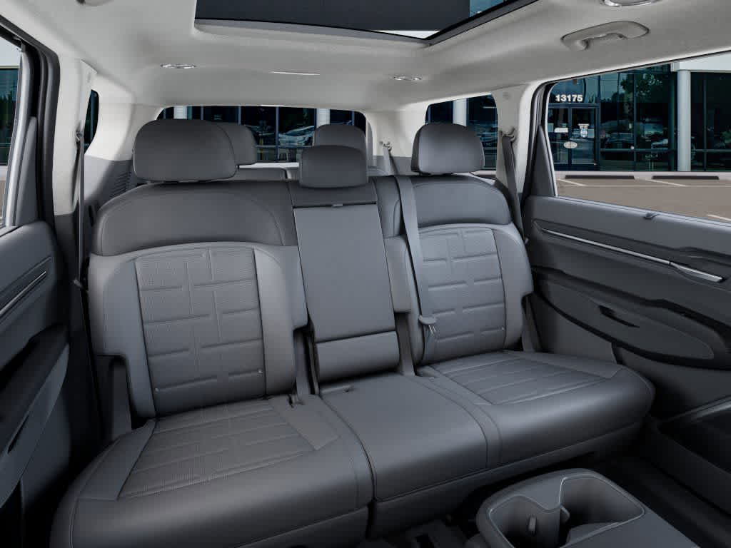 2026 Kia EV9 - Image 16