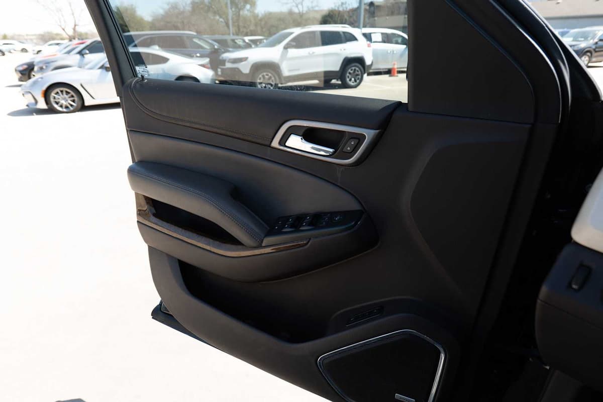 2015 GMC Yukon - Image 20