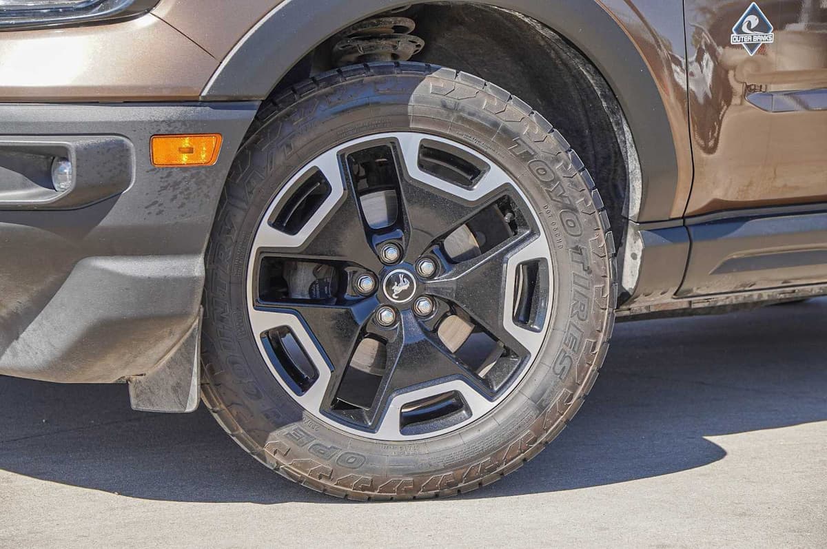 2022 Ford Bronco Sport - Image 2