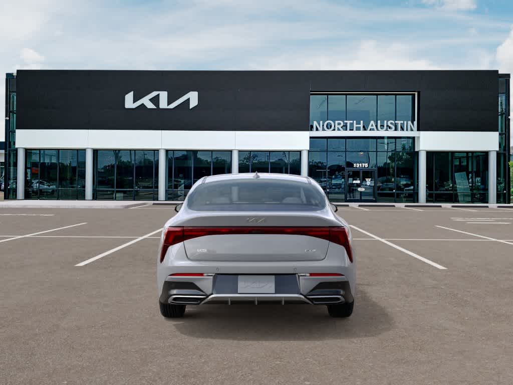 2026 Kia K5 - Image 5