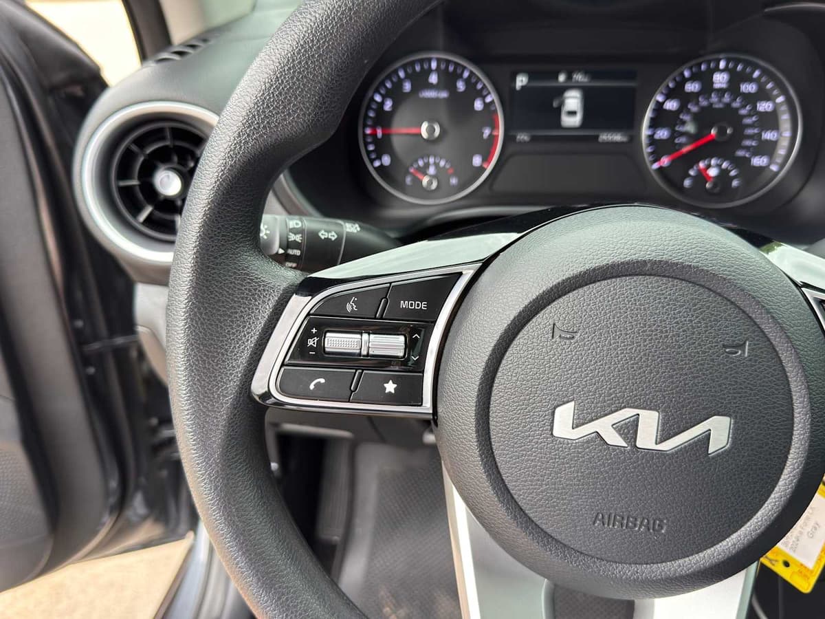 2024 Kia Forte - Image 14