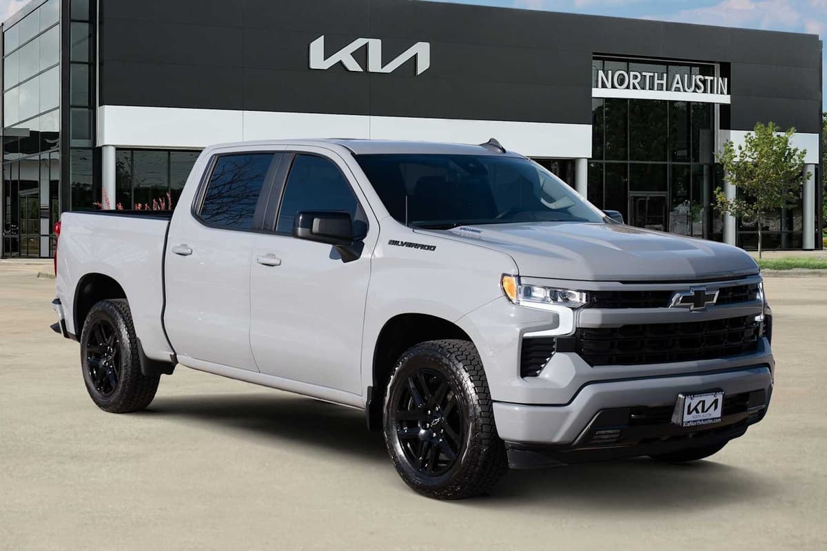 2025 Chevrolet Silverado 1500 - Image 8