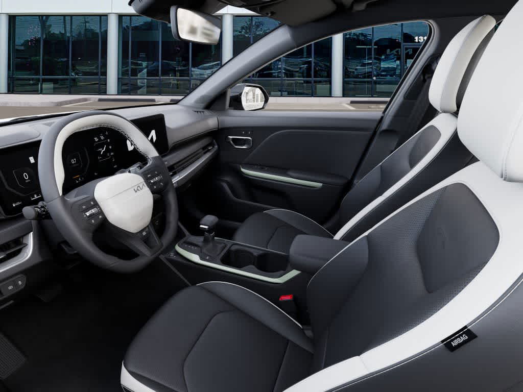 2026 Kia K4 - Image 17