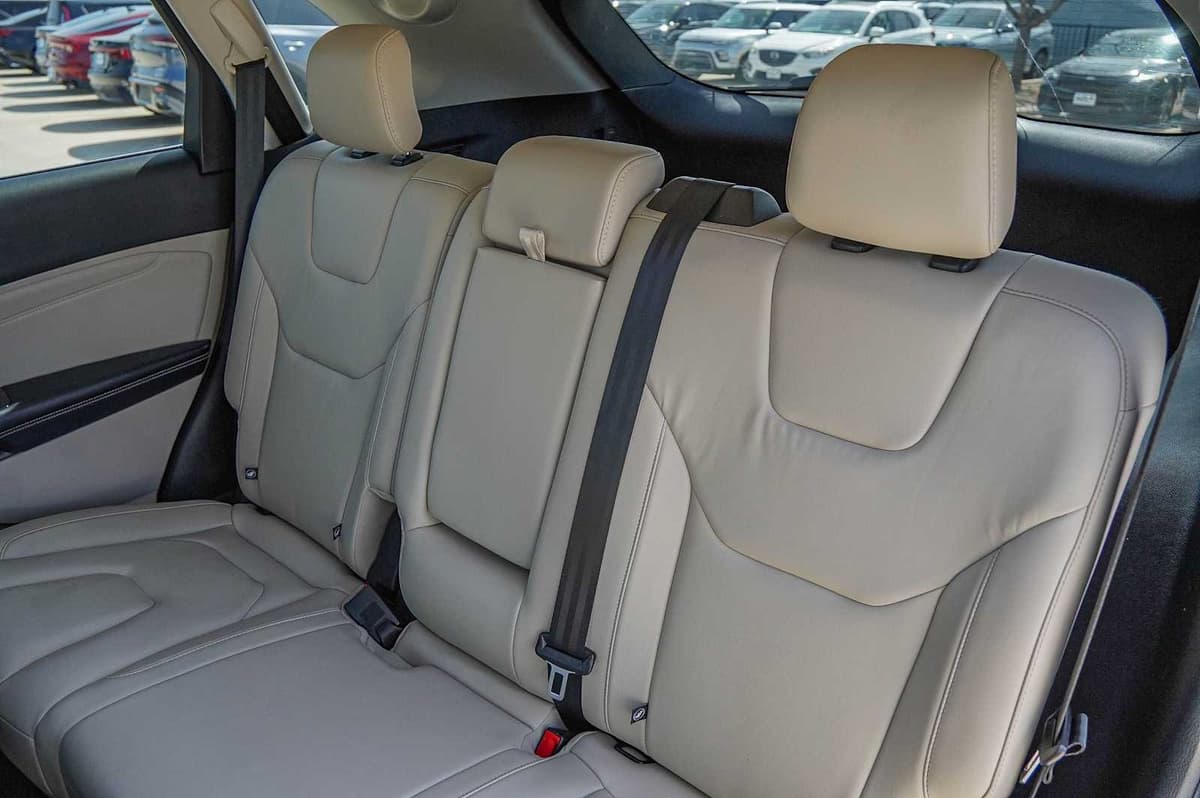 2018 Ford Edge - Image 31