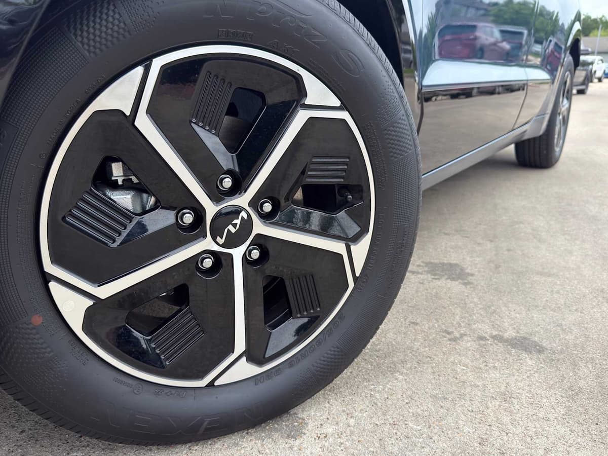 2026 Kia Niro - Image 6