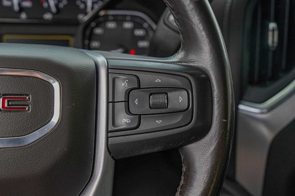 2021 GMC Sierra 1500 - Image 14