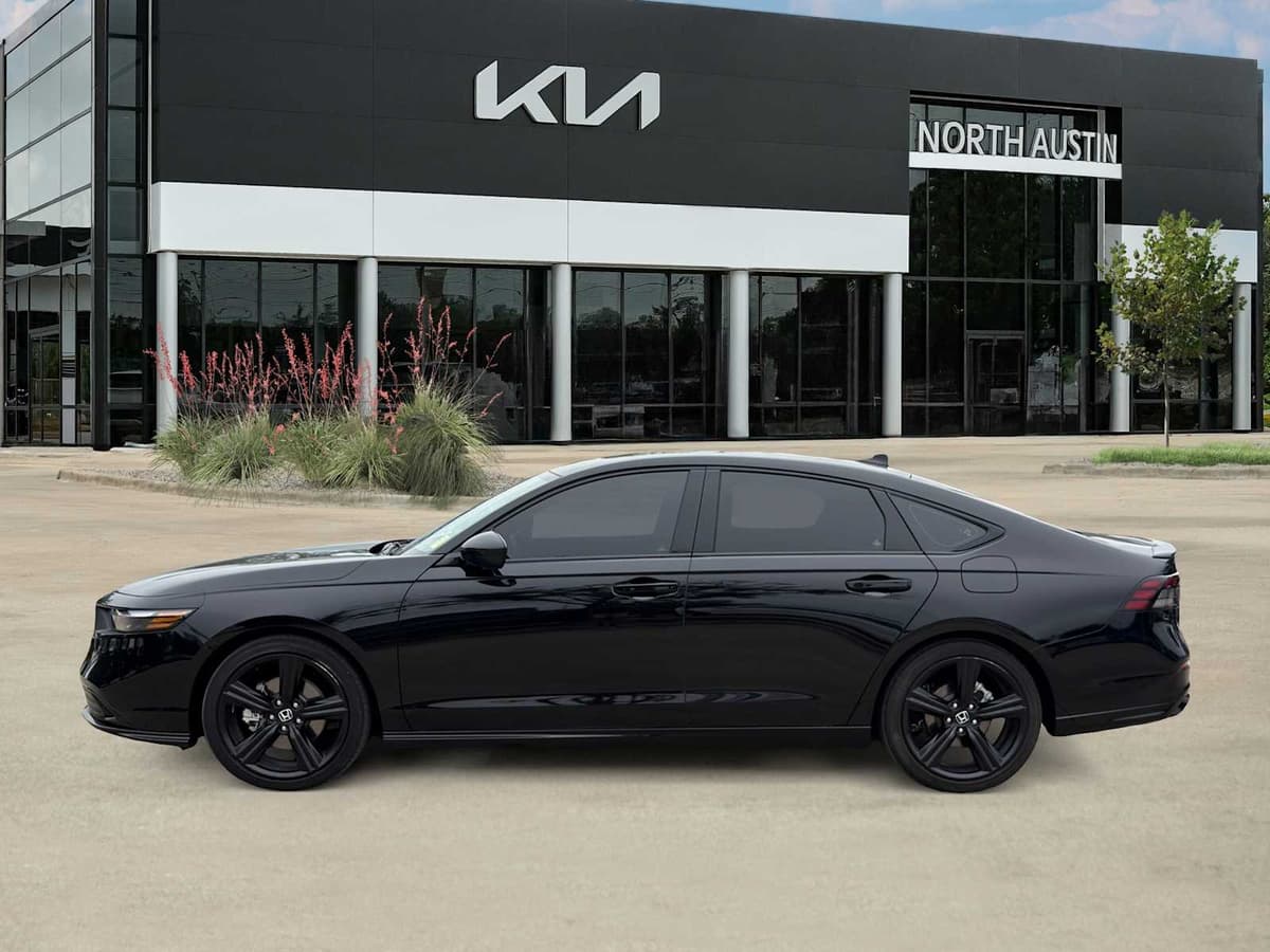 2026 Honda Accord Hybrid - Image 3