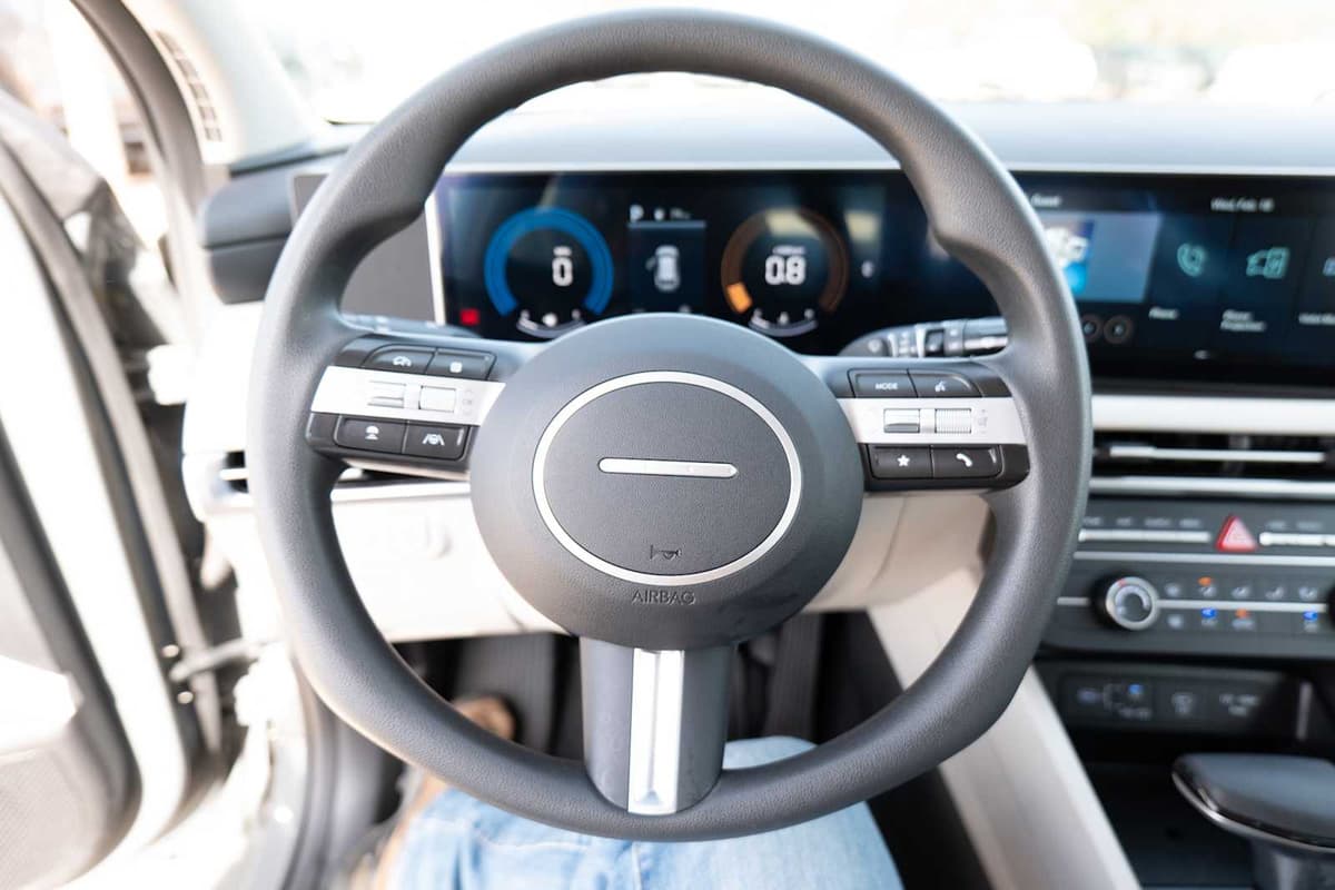 2025 Hyundai Tucson - Image 12