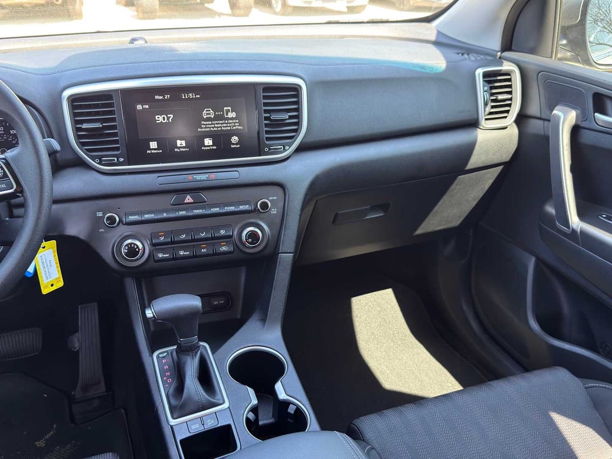 2022 Kia Sportage - Image 22