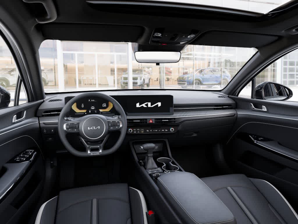2026 Kia K5 - Image 14