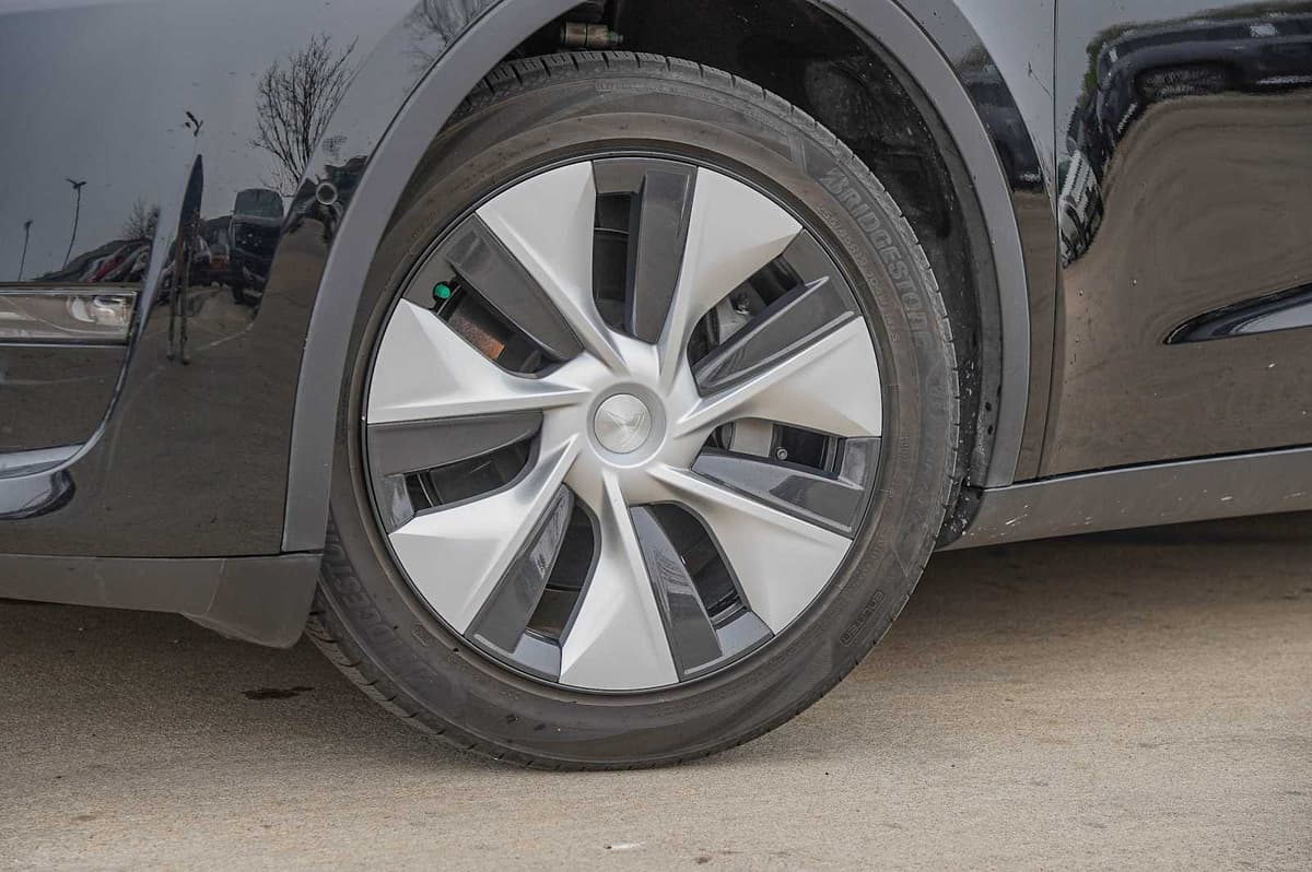 2021 Tesla Model Y - Image 2