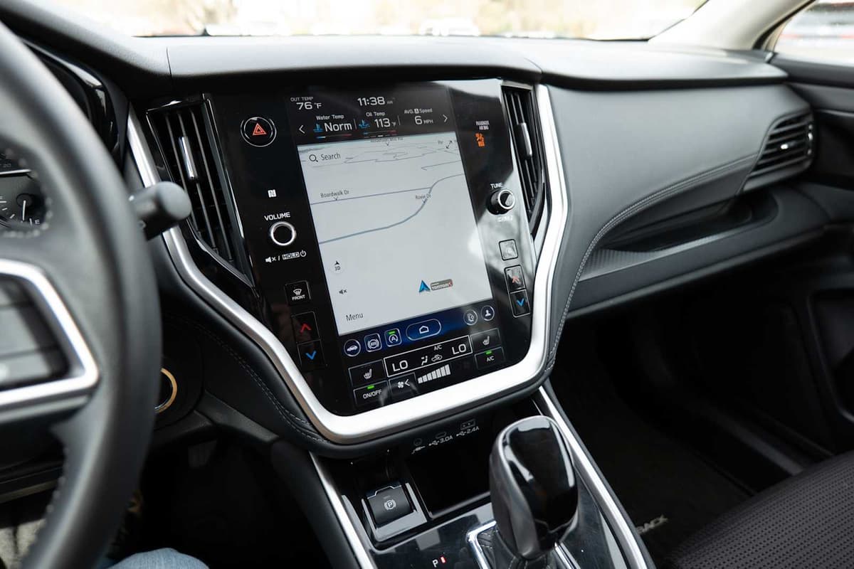 2025 Subaru Outback - Image 16