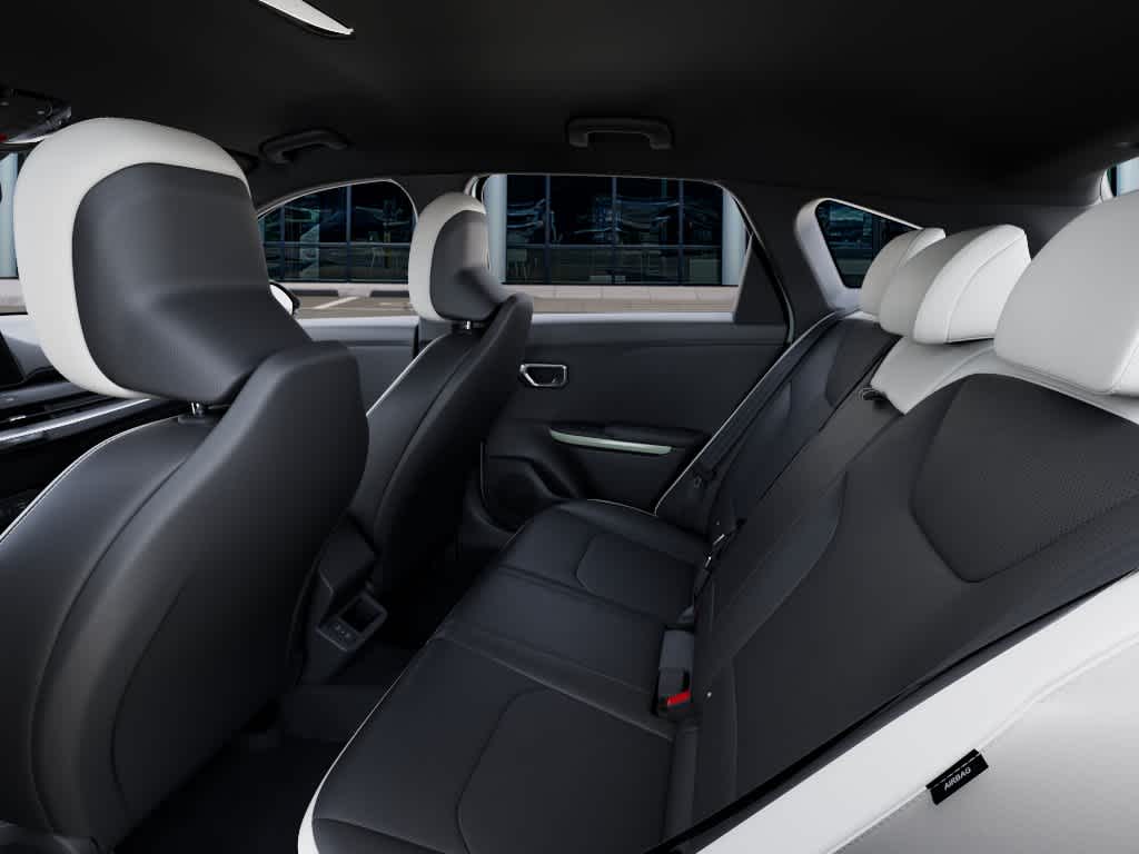 2026 Kia K4 - Image 18