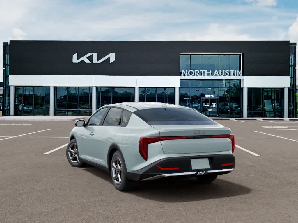 2026 Kia K4 - Image 4