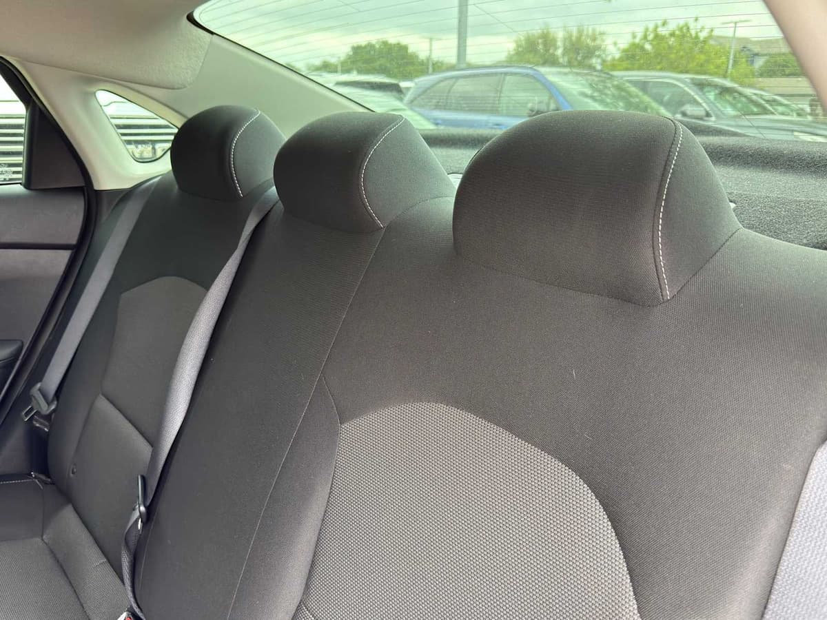 2024 Kia Forte - Image 22
