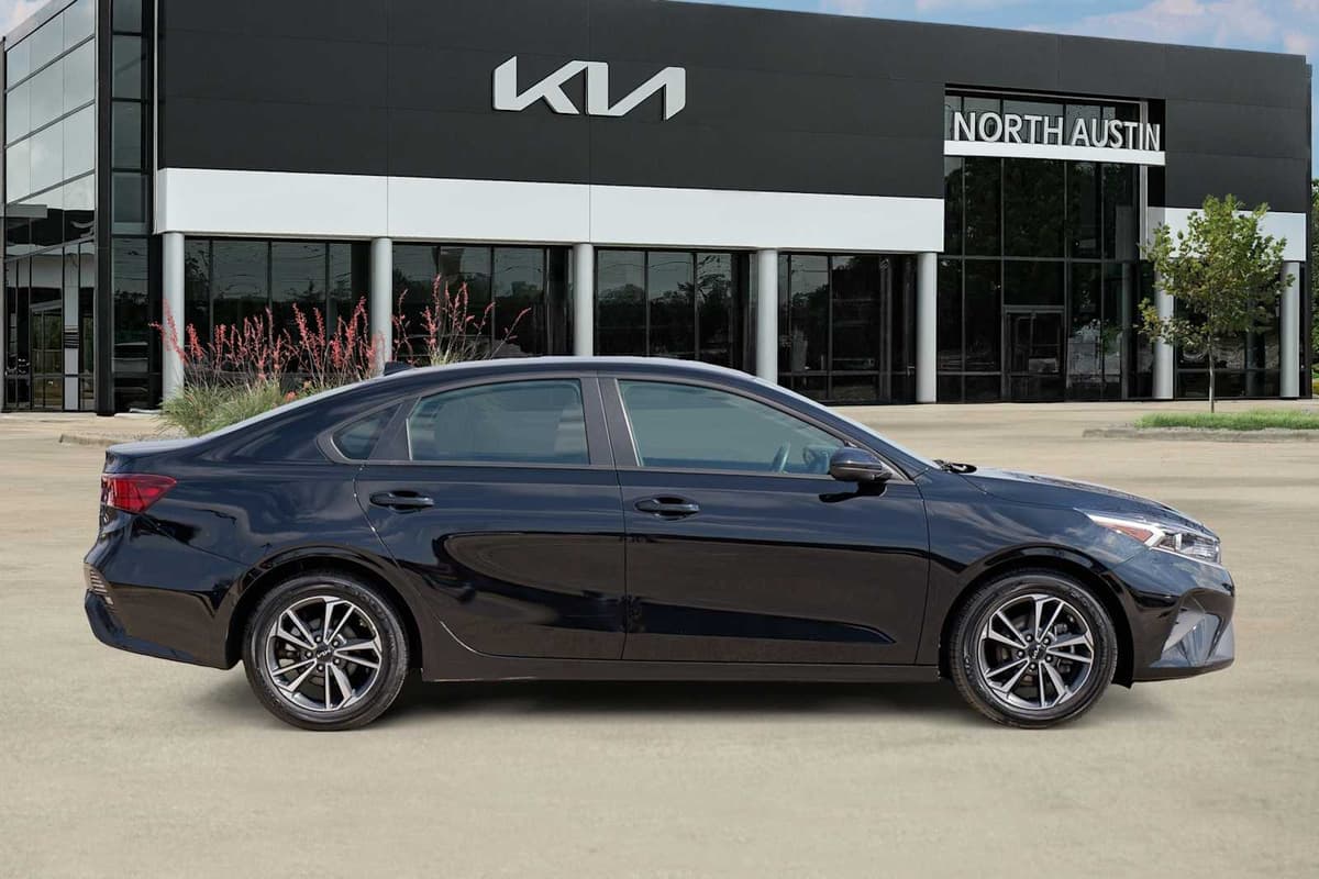 2024 Kia Forte - Image 7