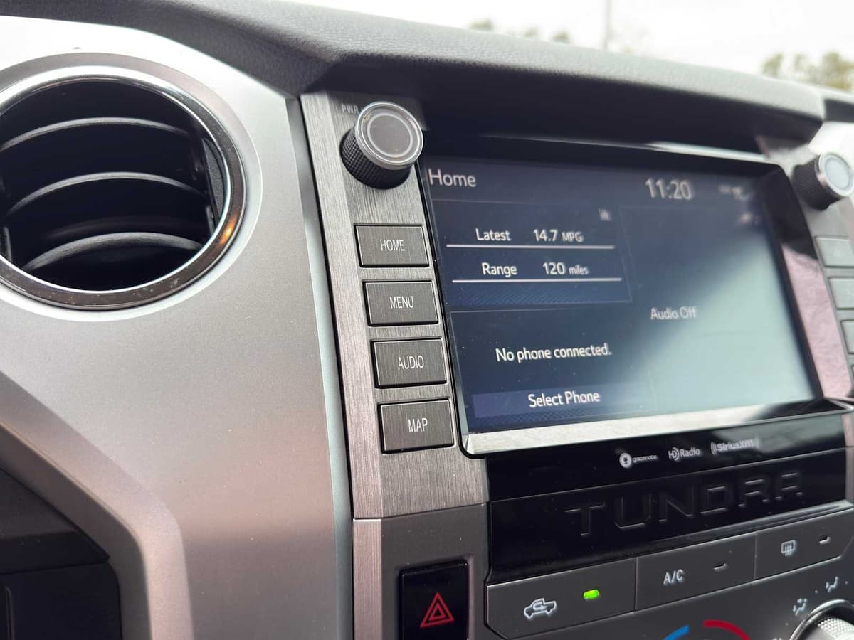 2021 Toyota Tundra - Image 24