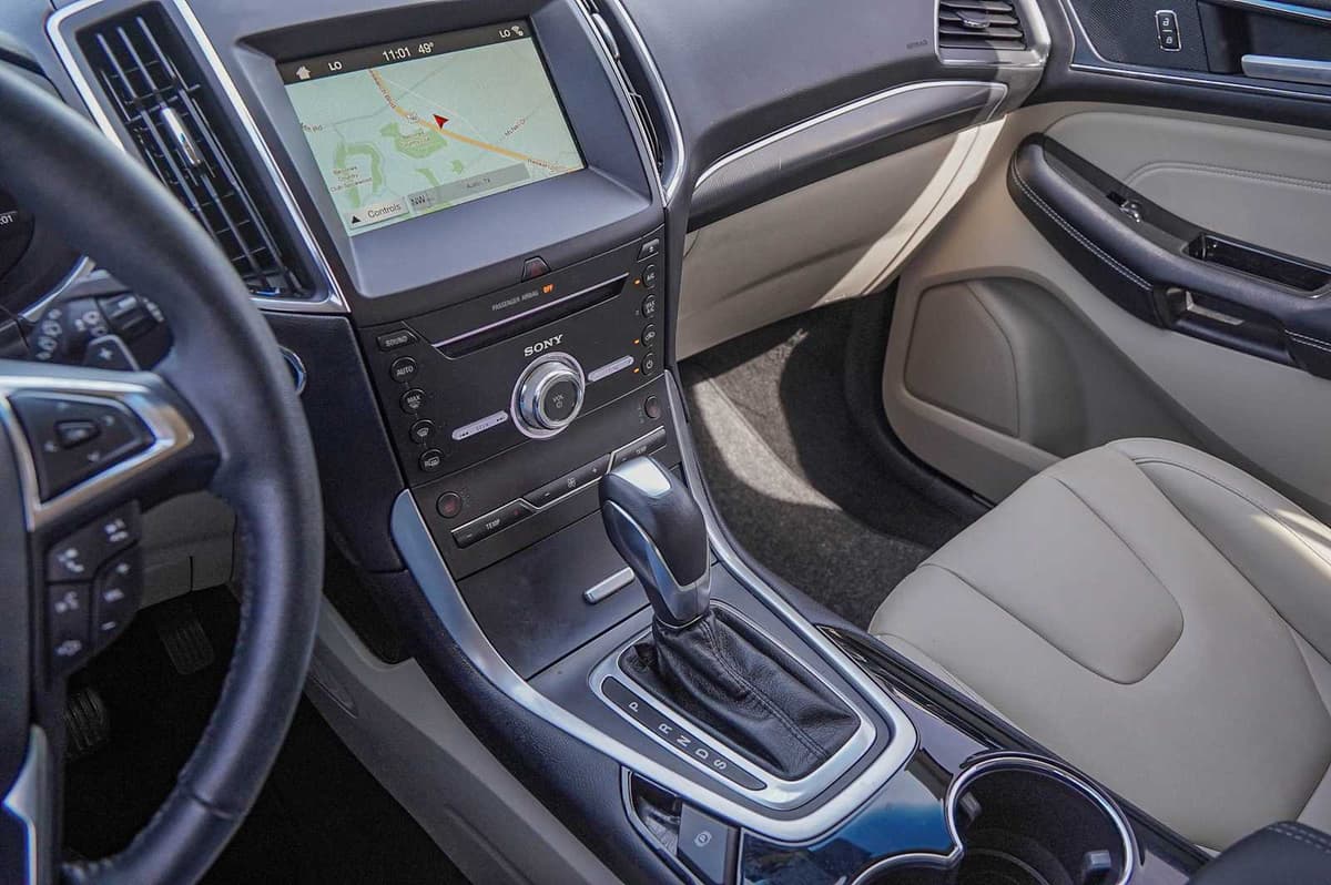 2018 Ford Edge - Image 18