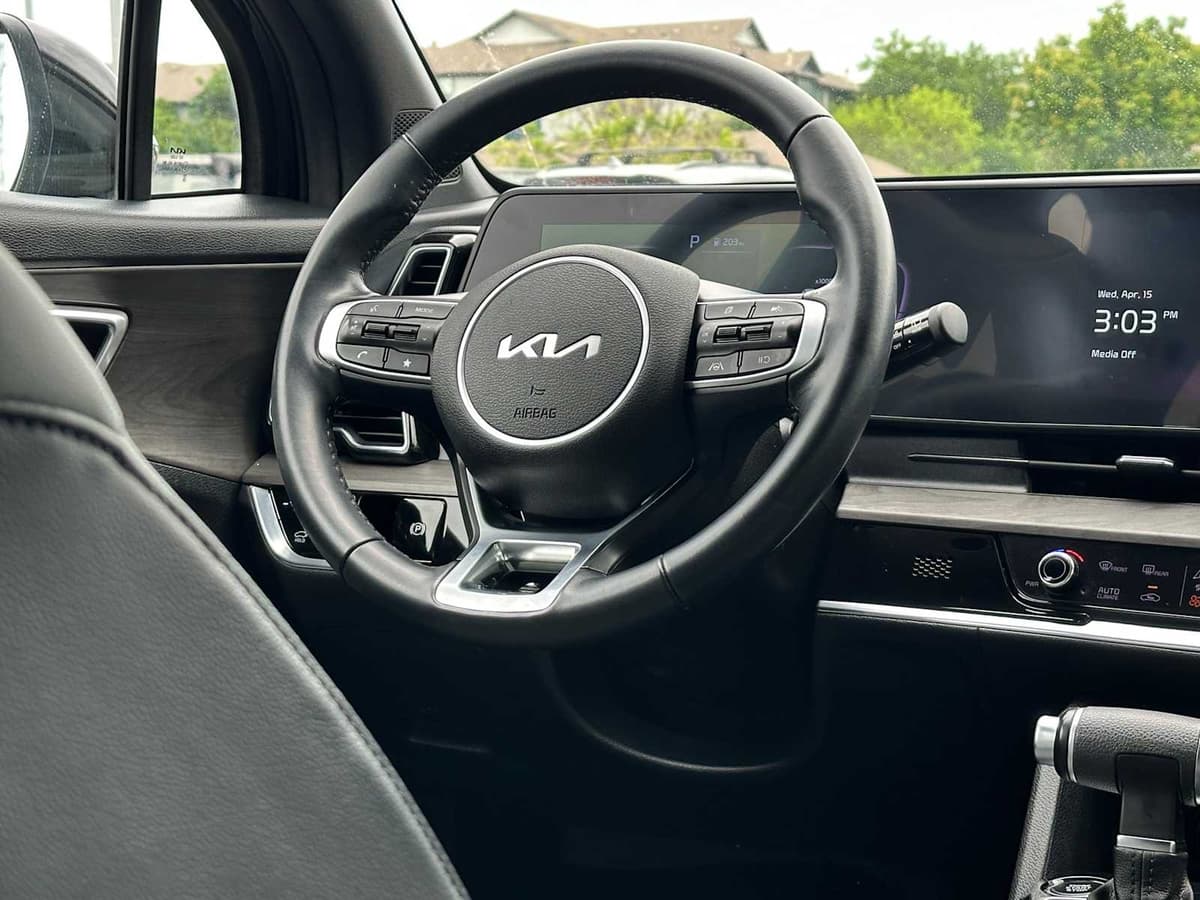 2023 Kia Sportage - Image 28