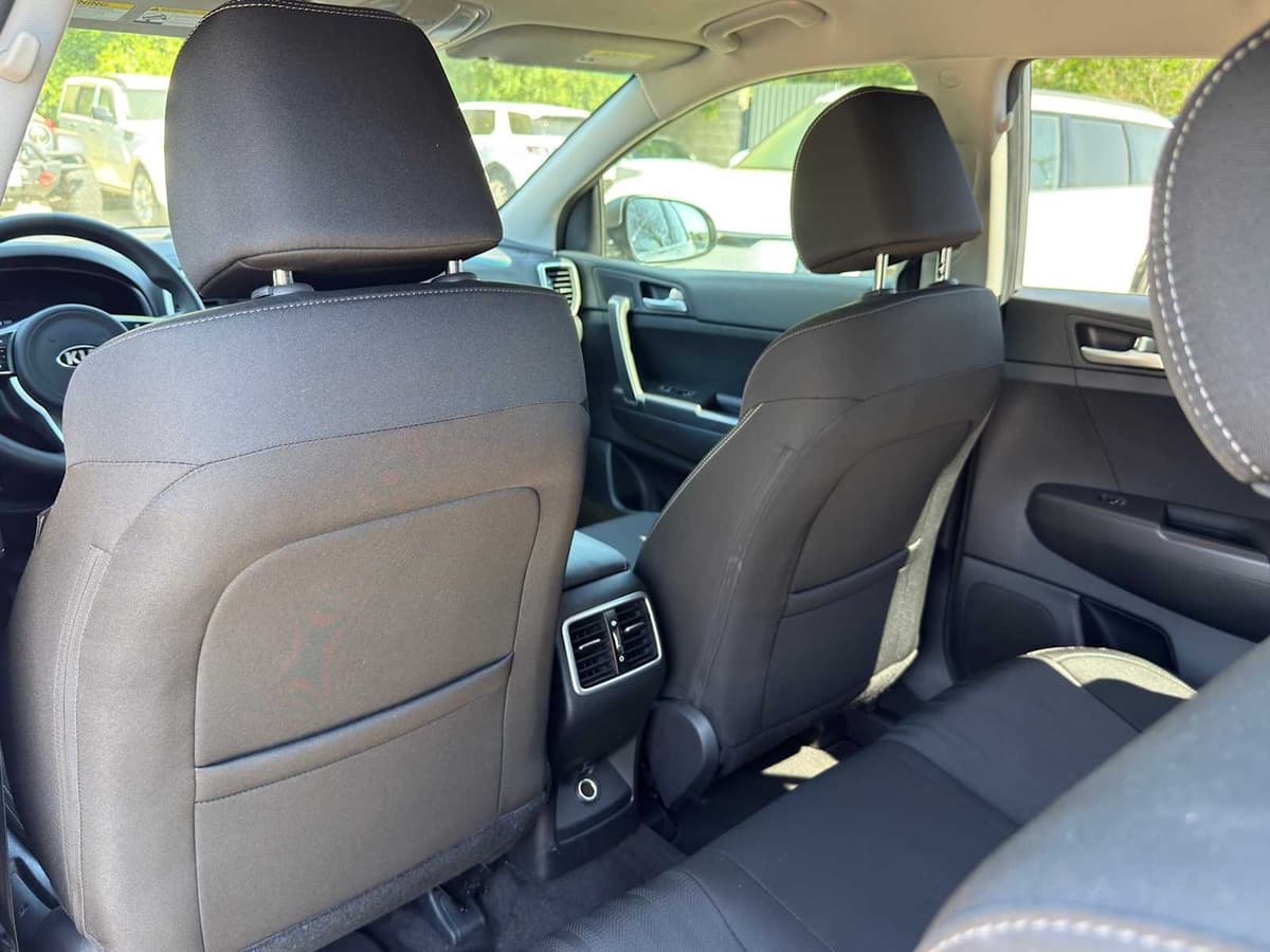 2022 Kia Sportage - Image 27
