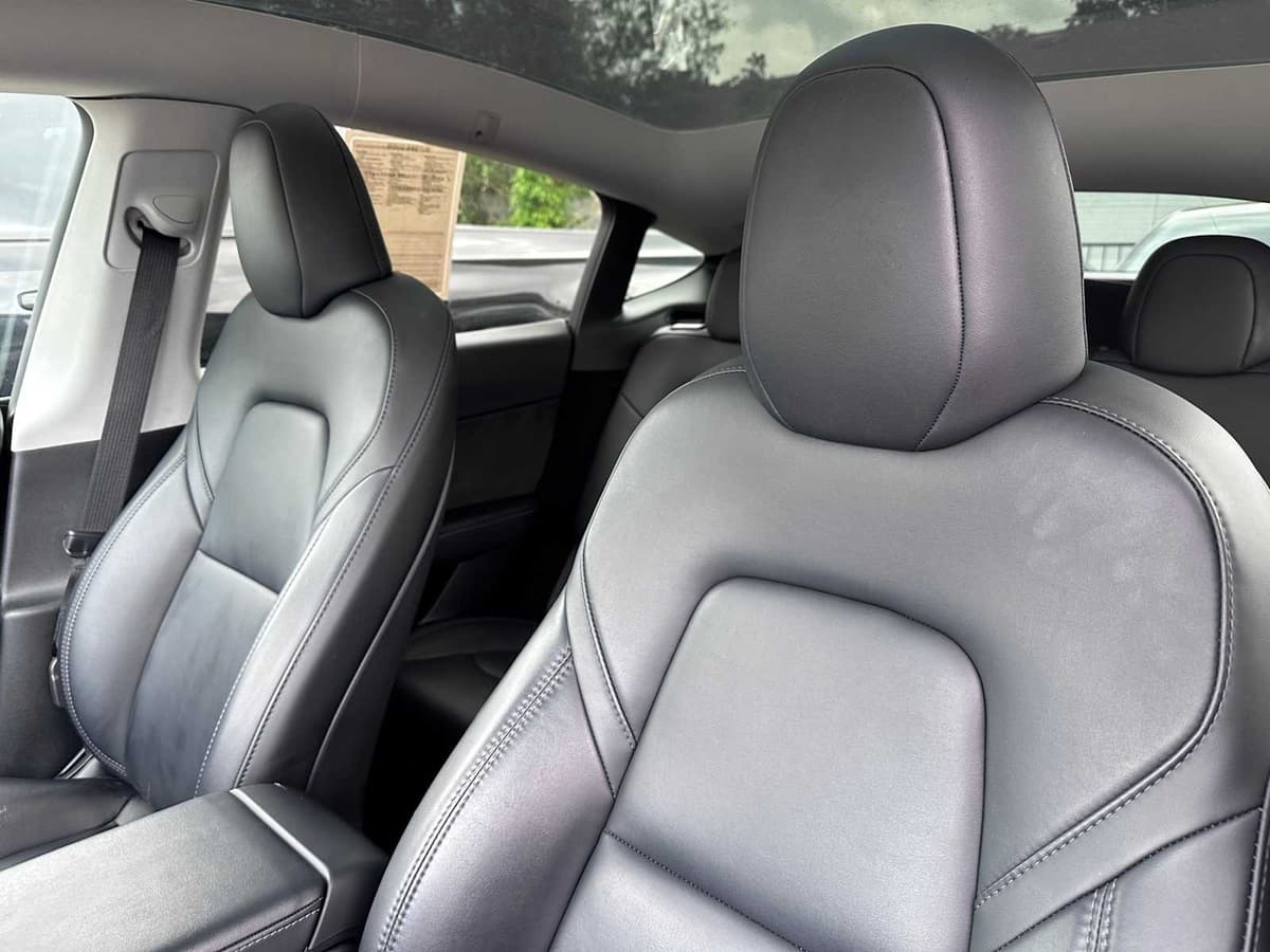 2023 Tesla Model Y - Image 10