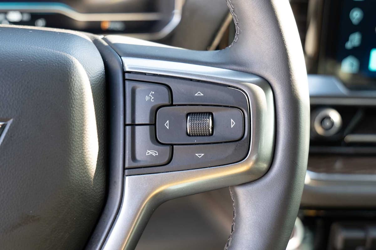 2025 Chevrolet Silverado 1500 - Image 14