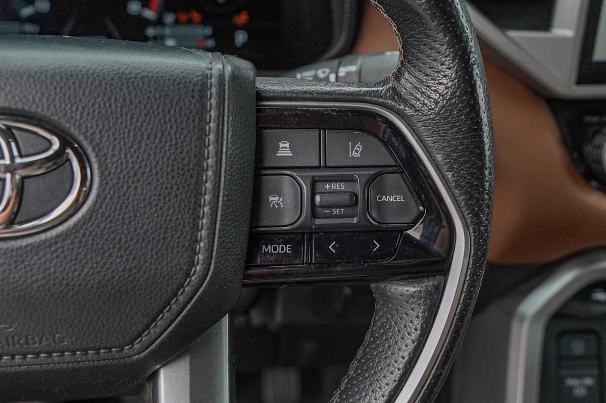 2023 Toyota Tundra - Image 14