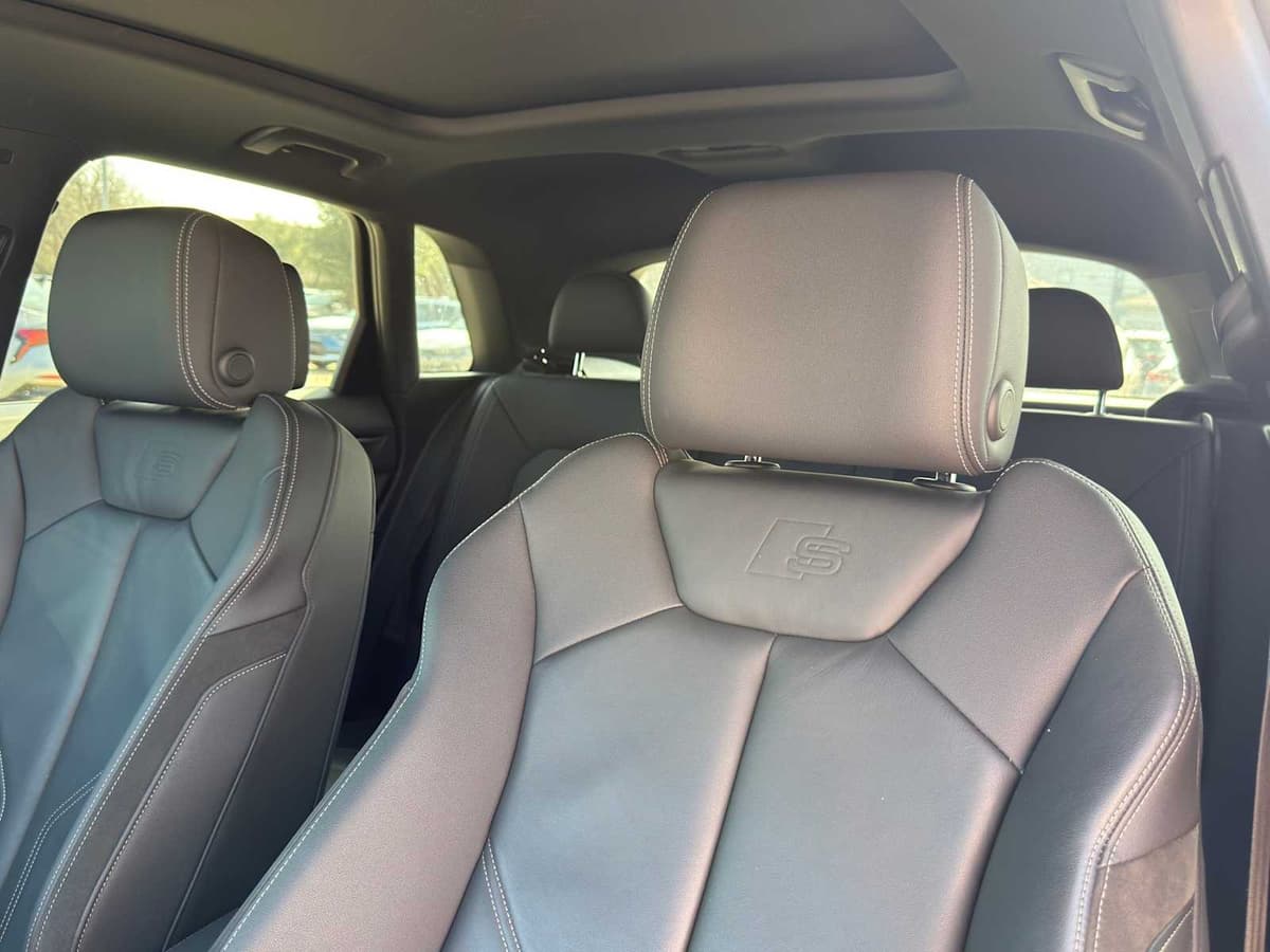 2022 Audi Q3 - Image 14