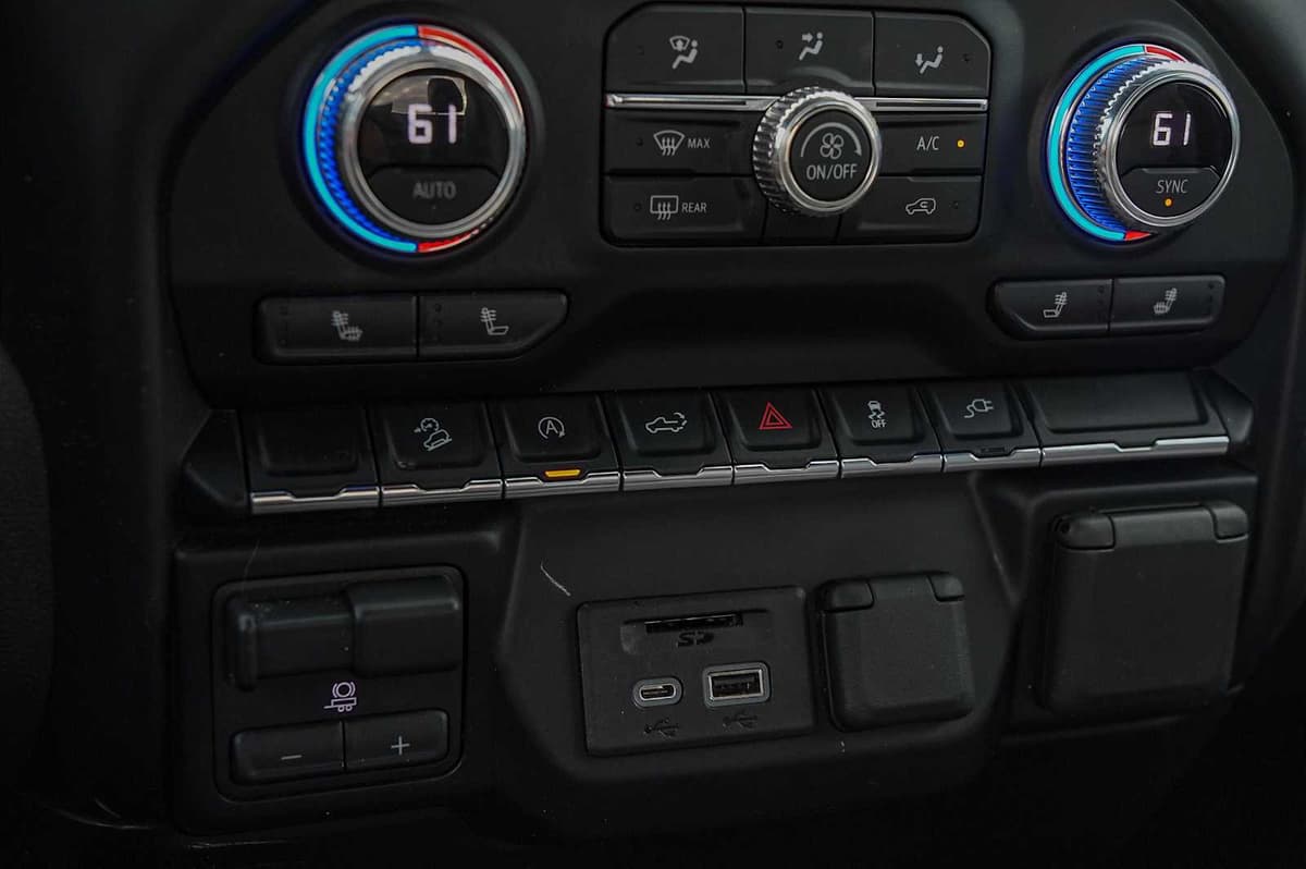 2021 GMC Sierra 1500 - Image 20