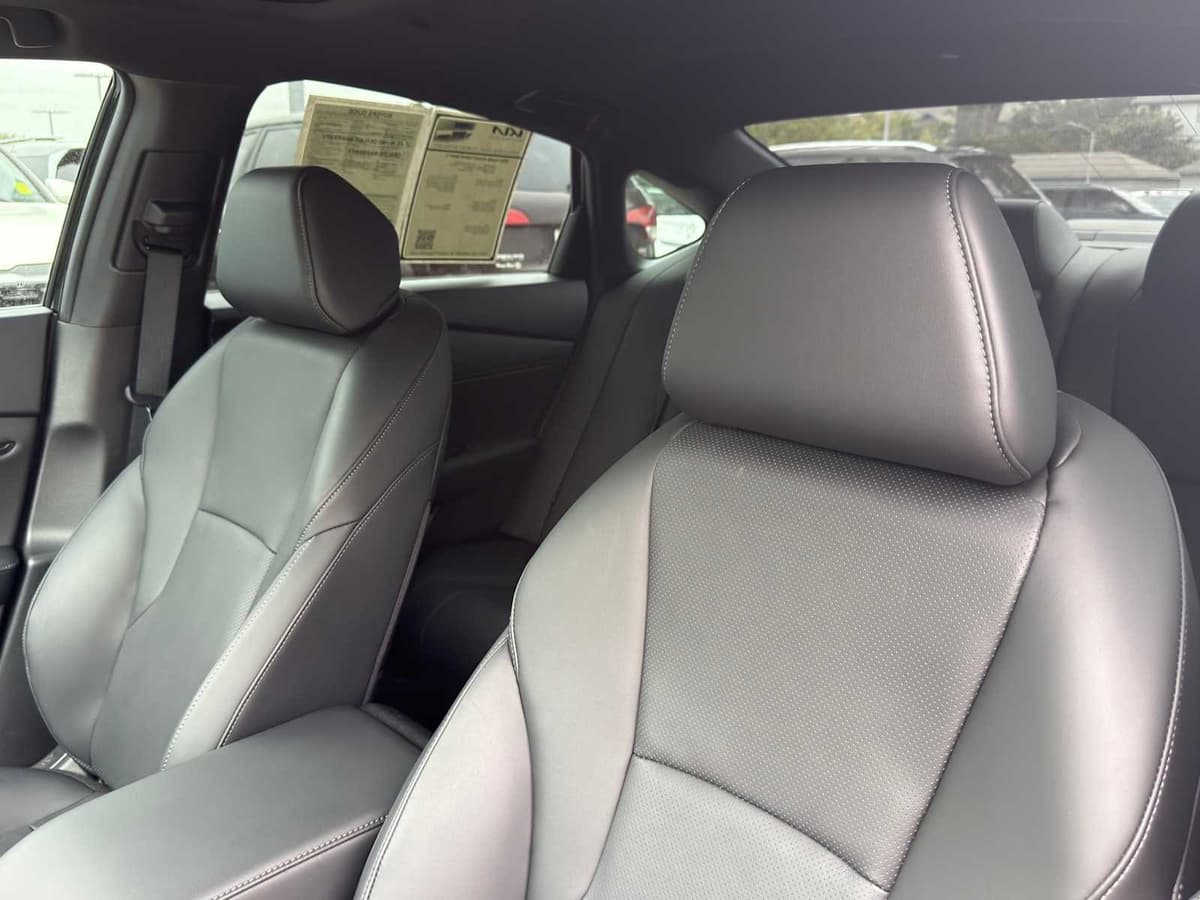 2026 Honda Accord Hybrid - Image 9