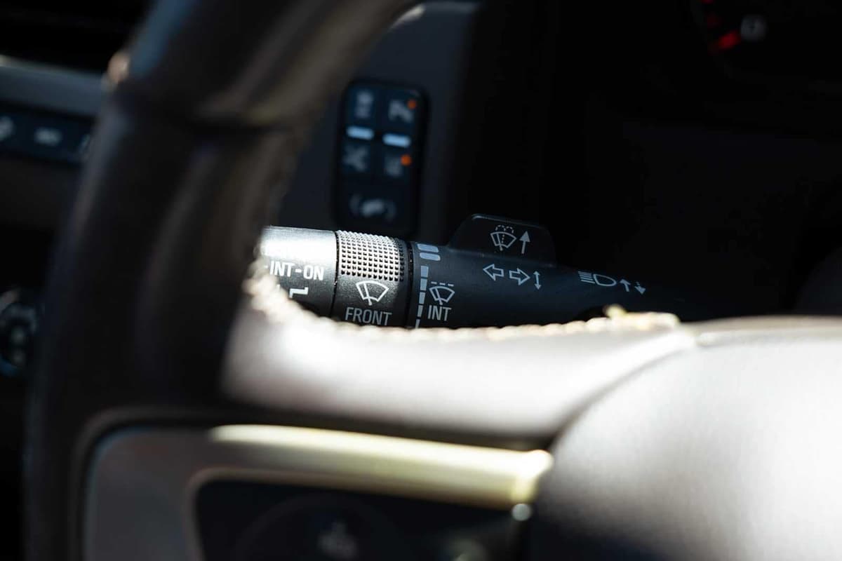 2015 GMC Yukon - Image 18