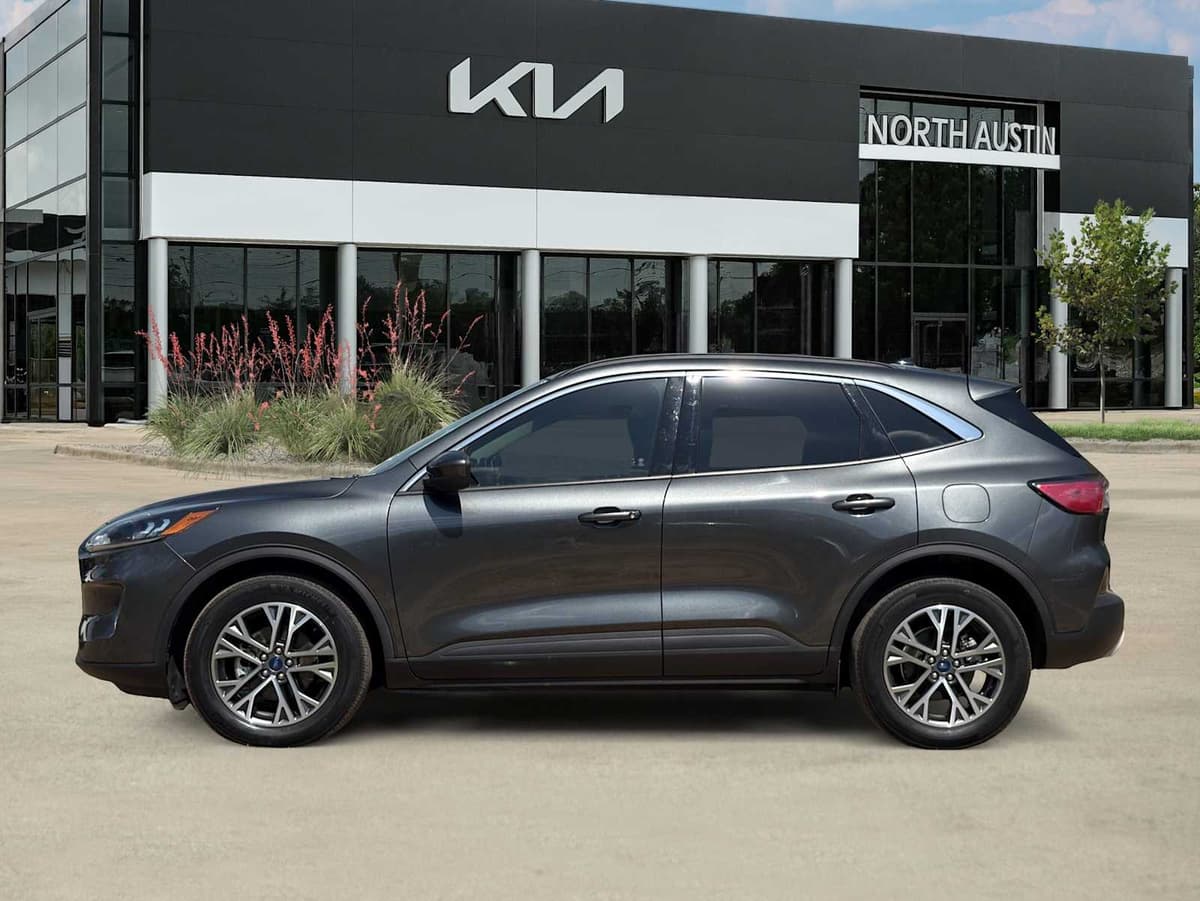 2020 Ford Escape - Image 3