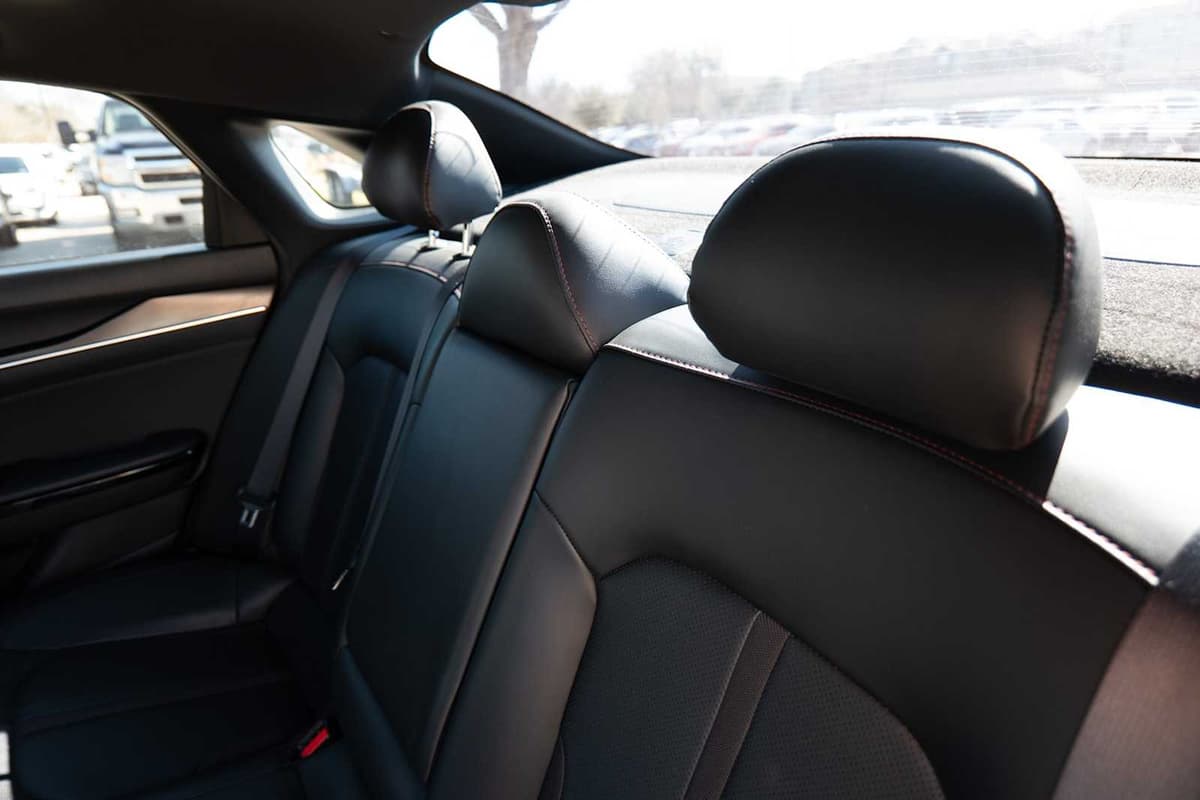 2023 Kia K5 - Image 25