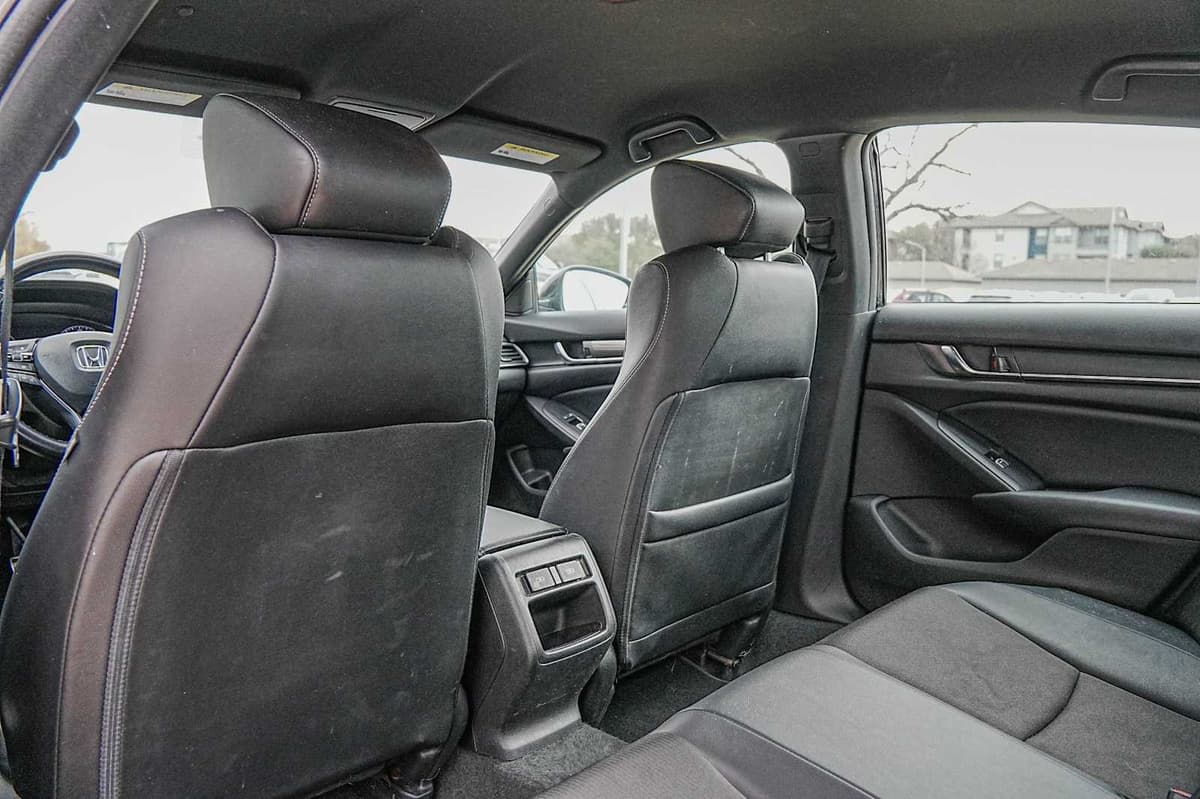 2021 Honda Accord - Image 29