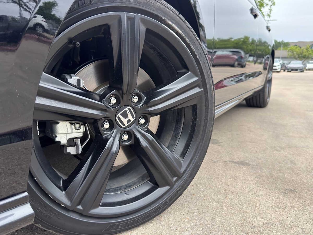 2026 Honda Accord Hybrid - Image 5