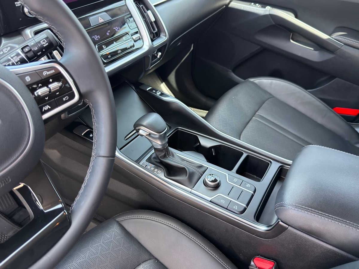 2023 Kia Sorento - Image 14
