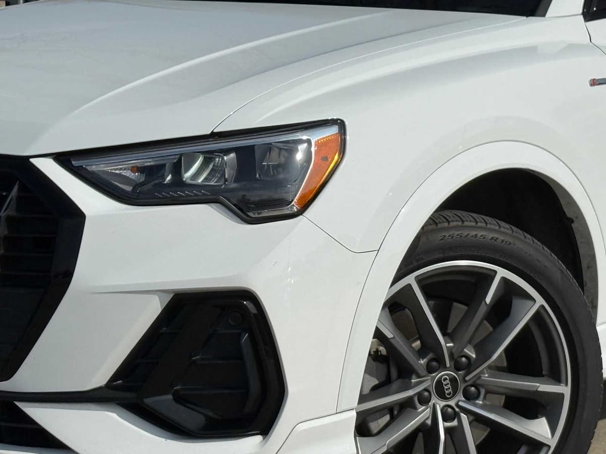 2022 Audi Q3 - Image 3