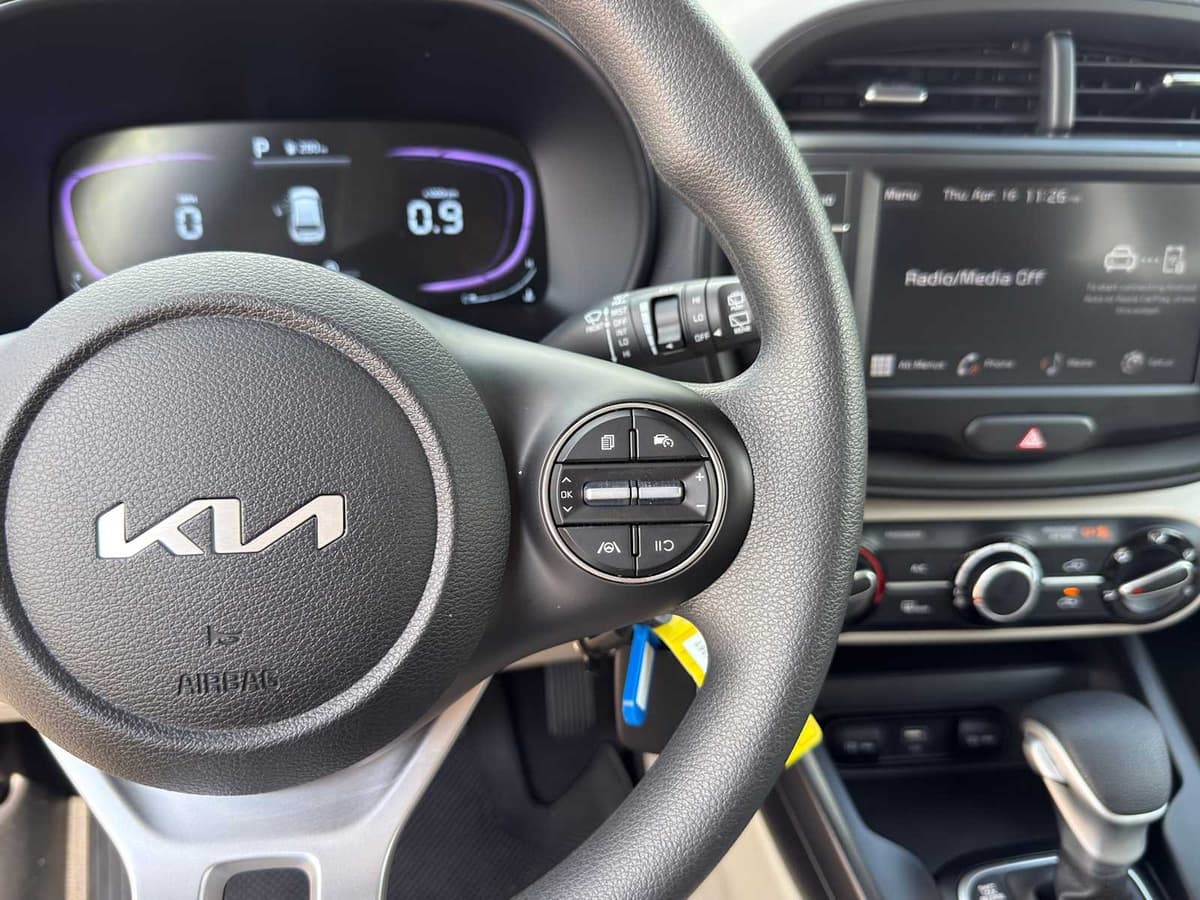2025 Kia Soul - Image 16