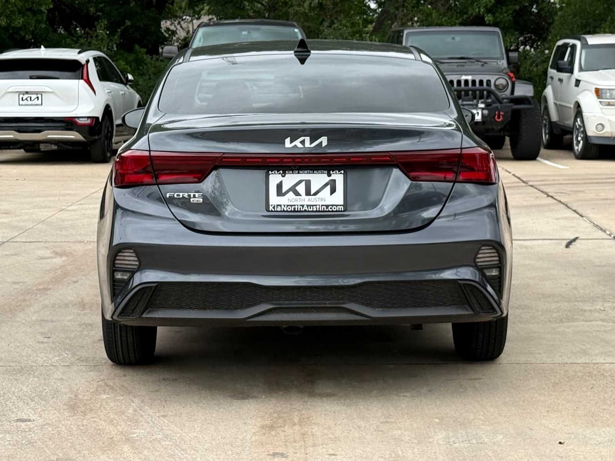 2024 Kia Forte - Image 6