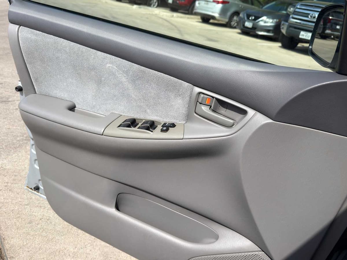 2008 Toyota Corolla - Image 20