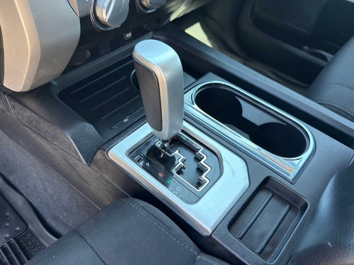 2019 Toyota Tundra - Image 14