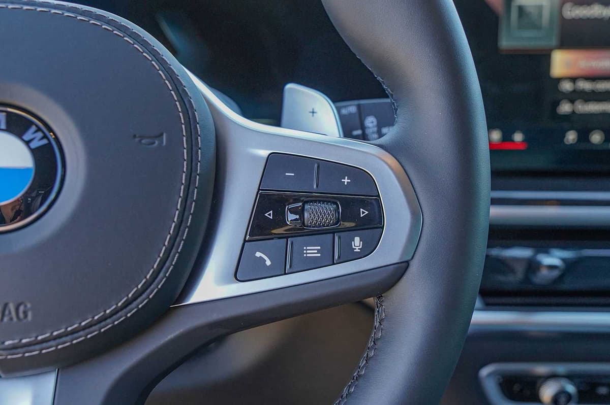 2026 BMW X5 - Image 15